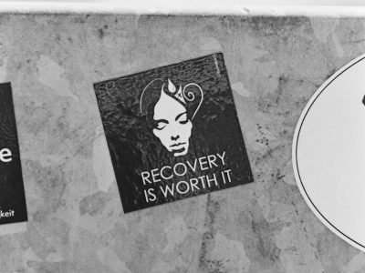 de addiction therapy